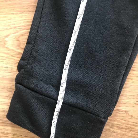 TAPOUT~ Men’s sweatpants. - Picture 7 of 9